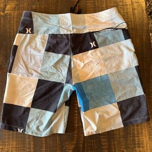 Hurley Men's Blue and Black Patchwork board shorts 34